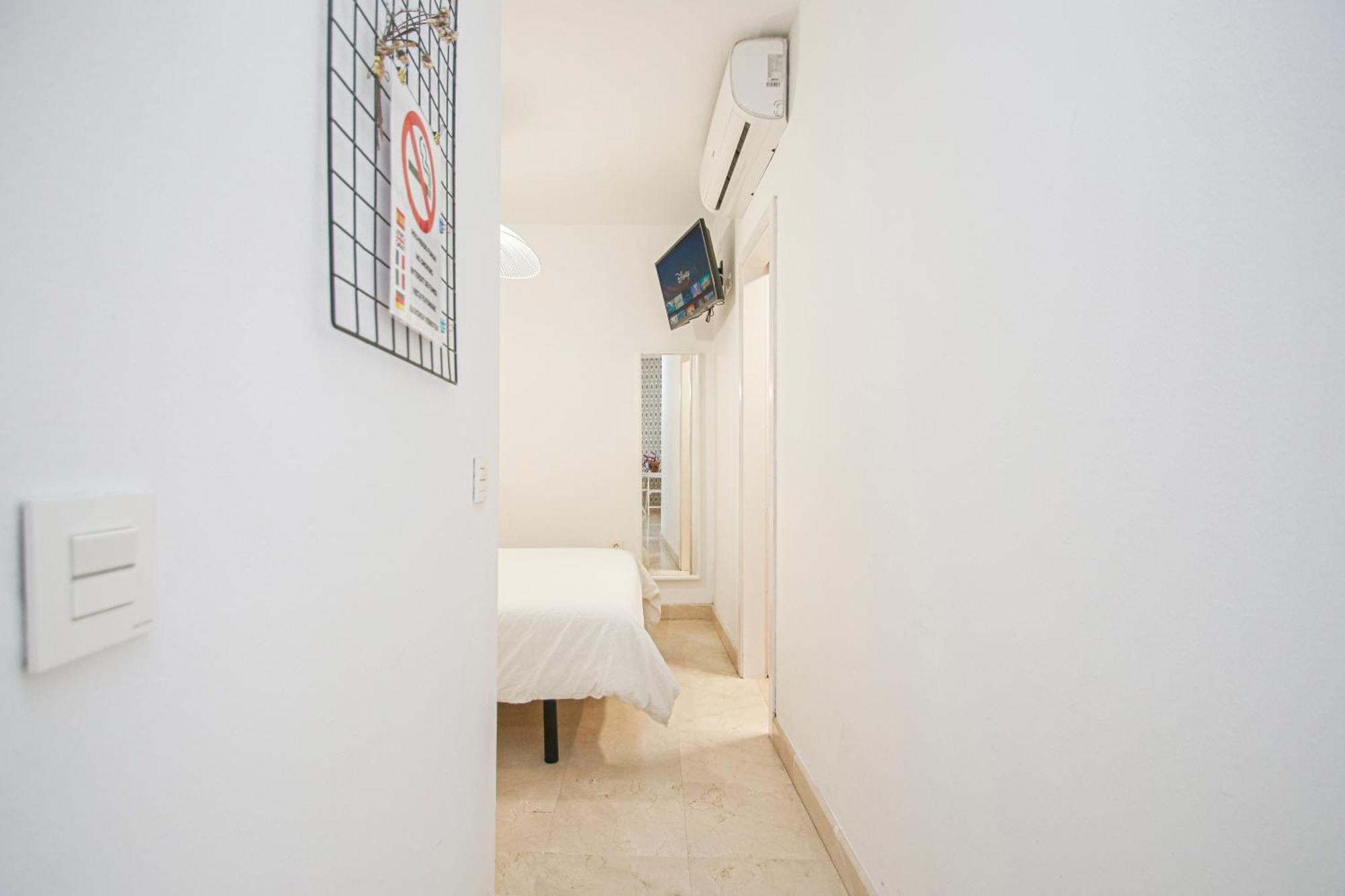 Charming Apt In The Center - 10M Walk Isla Magica Севиля Екстериор снимка