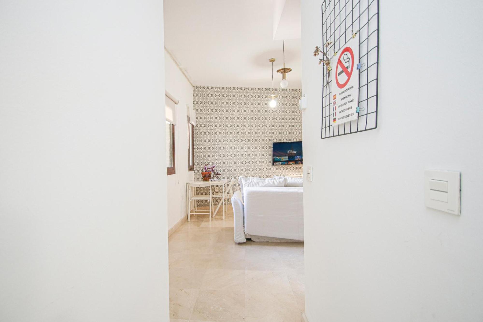 Charming Apt In The Center - 10M Walk Isla Magica Севиля Екстериор снимка